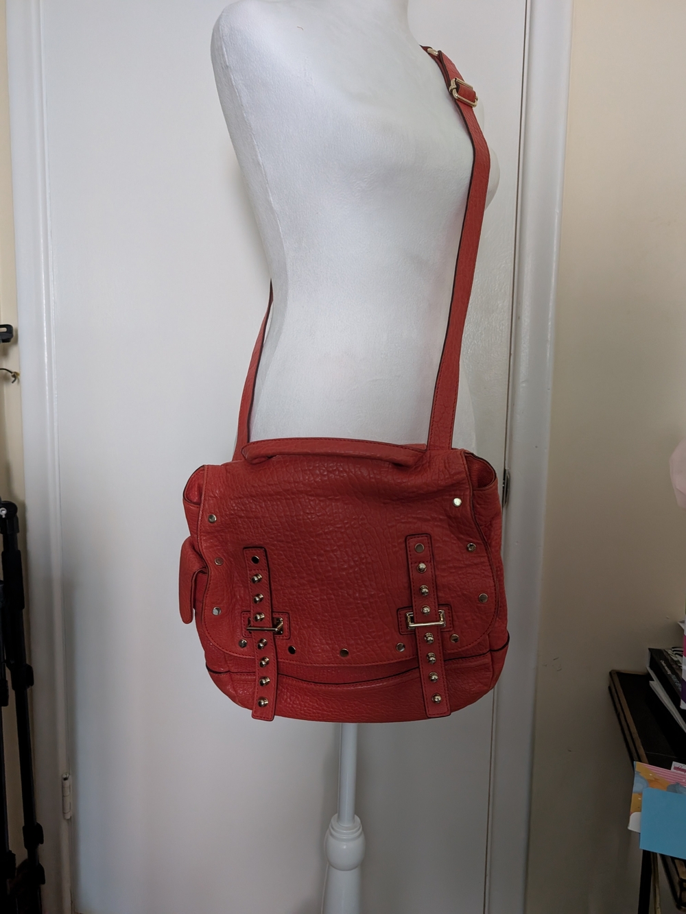 Women's Pebbled Crossbody Bag in Burnt Orange